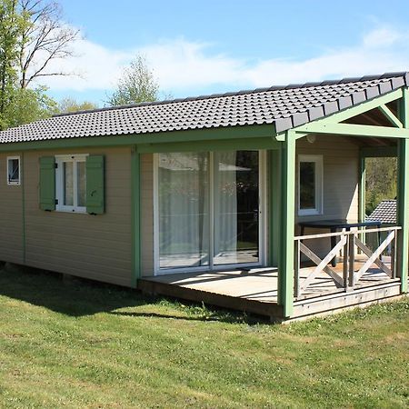 Cottages Du Lac De Miel Beynat Camera foto